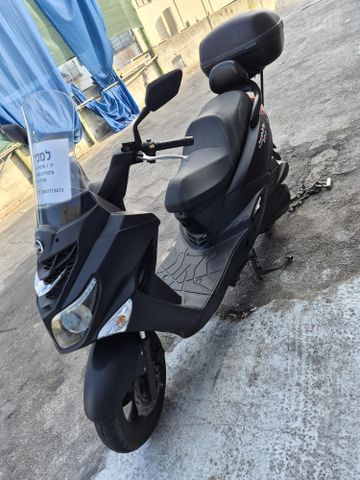 מודעת רכב סאן יאנג HD200