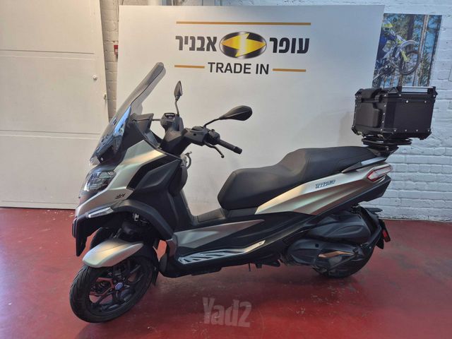 מודעת רכב פיאג'ו MP3 500
