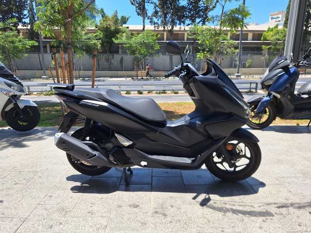 מודעת רכב הונדה PCX 125