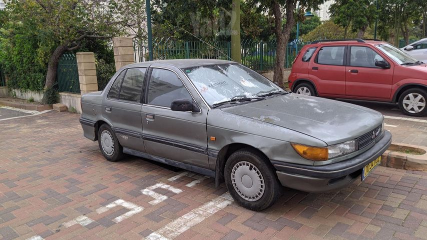 מודעת רכב מיצובישי