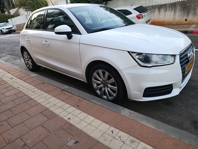 מודעת רכב אאודי A1 1