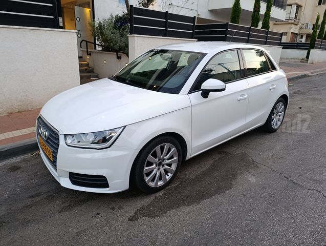 מודעת רכב אאודי A1