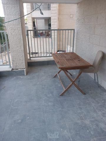 דירה למכירה בבית שמש — 4