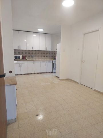 דירה להשכרה בירושלים — 3