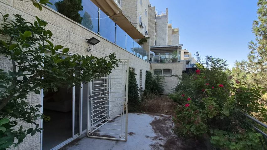 דירת גן למכירה בירושלים (תיווך) — 4