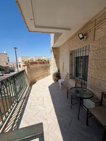 דו משפחתי למכירה בירושלים (תיווך) — 2