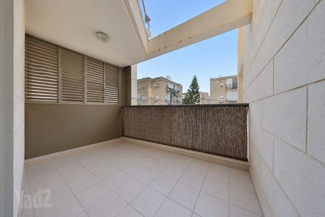 דירה, מנשה, מרכז העיר, סביניה, הוותיקה, קרית ביאליק