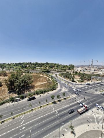 דירה להשכרה בירושלים (תיווך) — 4