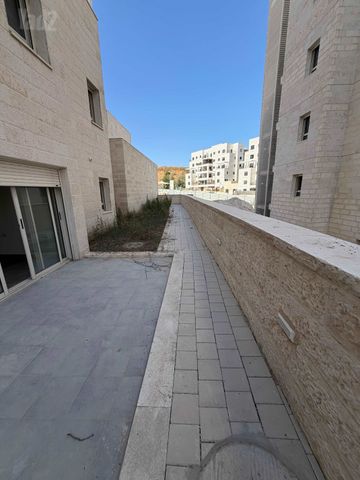 דירת גן להשכרה בירושלים (תיווך) — 2