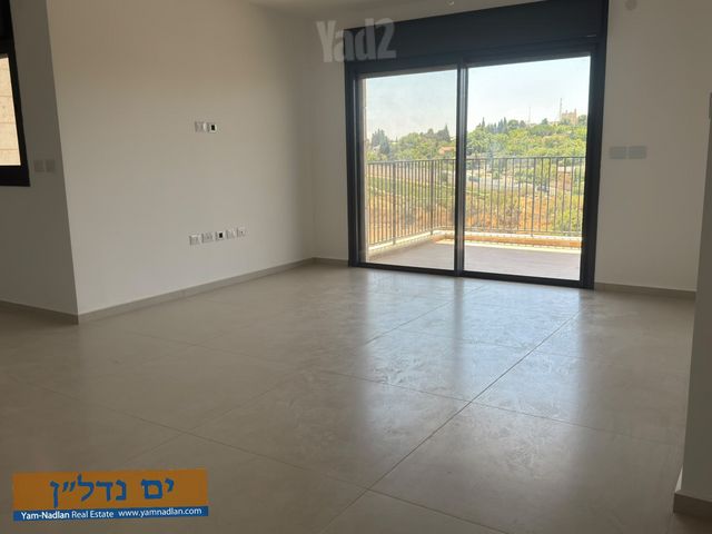 דירה להשכרה בירושלים (תיווך) — 2