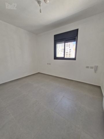 דירה להשכרה בירושלים (תיווך) — 3