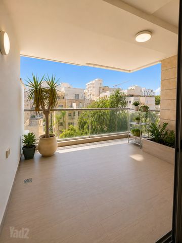 דירה להשכרה בתל אביב יפו (תיווך) — 2