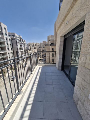 דירה להשכרה בירושלים (תיווך) — 4
