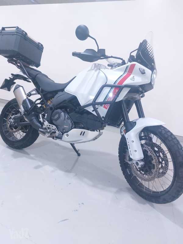 מודעת רכב דוקאטי Desert X 
