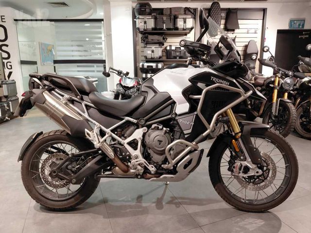 מודעת רכב טריומף Tiger 1200 rally explorer