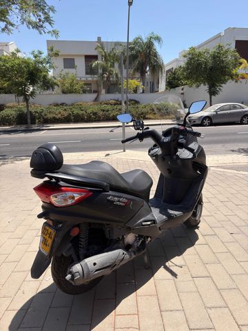 מודעת רכב סאן יאנג ג'וי רייד 200
