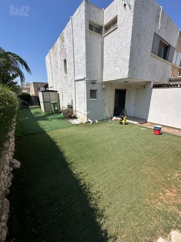 הקוממיות 85