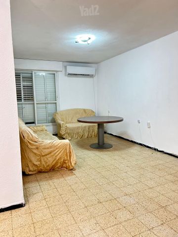 זלמן שניאור 35