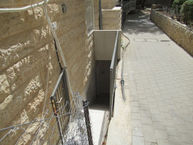 מחסן להשכרה בירושלים — 2