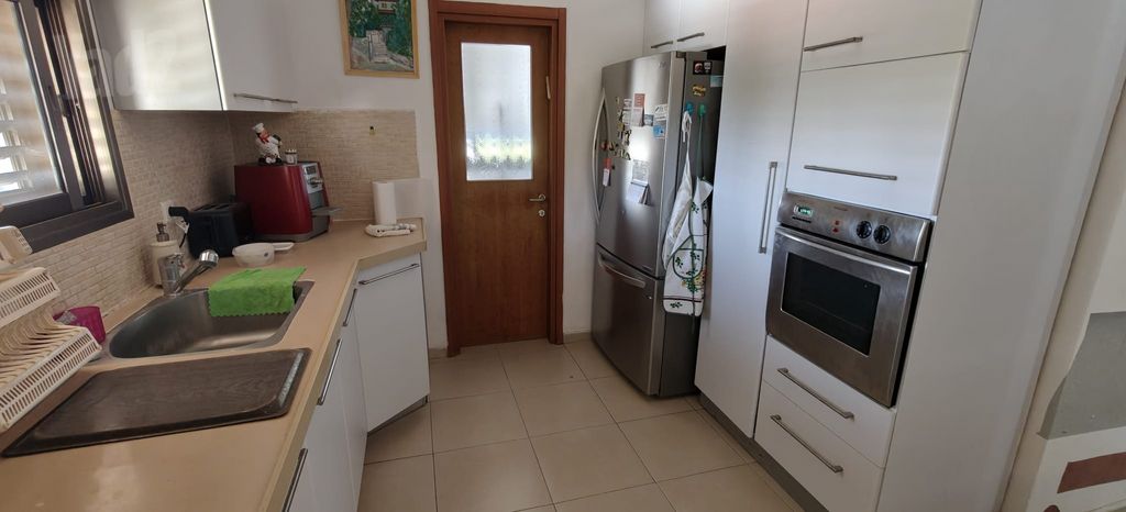 Petah Tikva, Israel 4