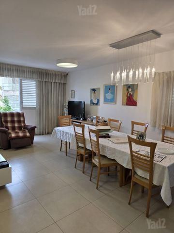 דירה, אורלנסקי 3, מחנה יהודה, פתח תקווה