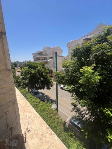 דירה, הדרים, הדרים החדשה, כפר סבא