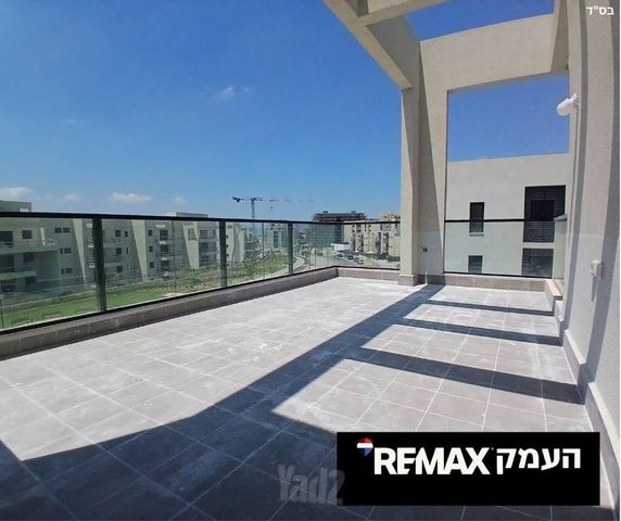 גג/ פנטהאוז