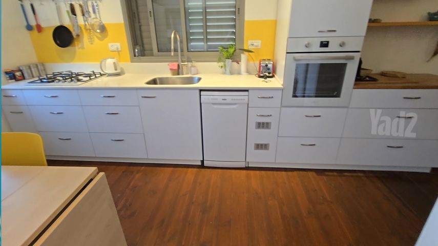 דירה להשכרה בתל אביב יפו (תיווך) — 2