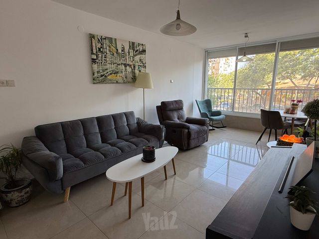 דירה להשכרה בתל אביב יפו (תיווך) — 2