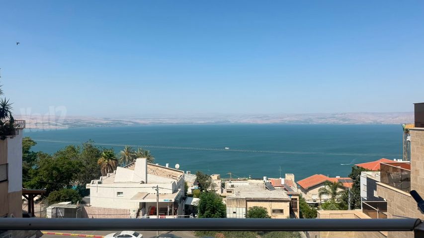 השומר 
