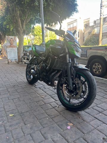מודעת רכב קאוואסאקי Z650 abs