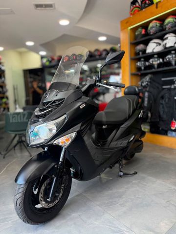 מודעת רכב סאן יאנג ג'וי רייד 200