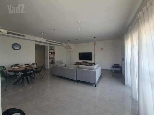שבי ציון 21