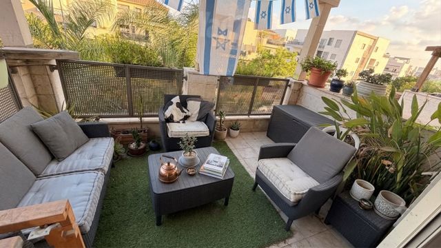 דופלקס, שדרות מנחם בגין 13, נאות הראשונים, מזכרת בתיה
