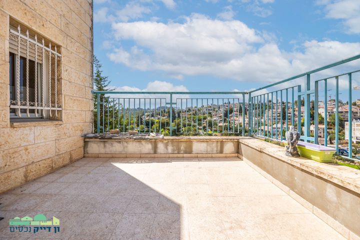 דירה למכירה בירושלים (תיווך) — 2