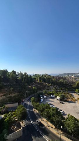 דירה למכירה בירושלים (תיווך) — 4