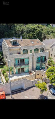 יקינטון 18