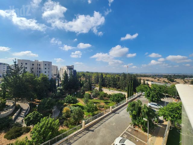 דירה, החורש, חריש