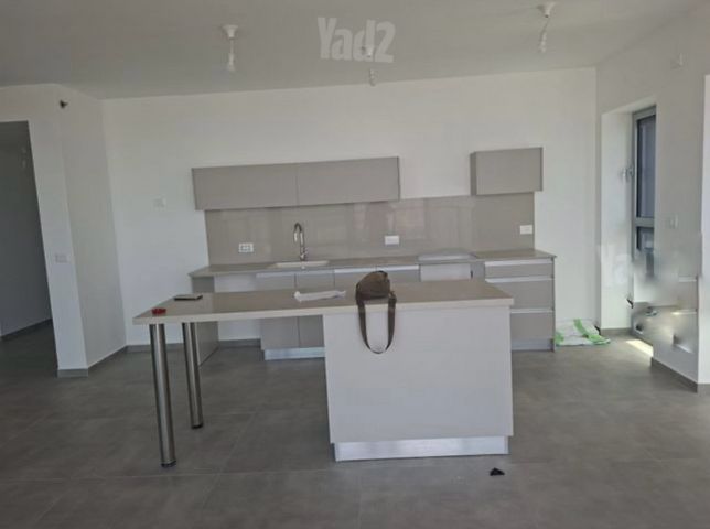 דירה להשכרה בתל אביב יפו (תיווך) — 2