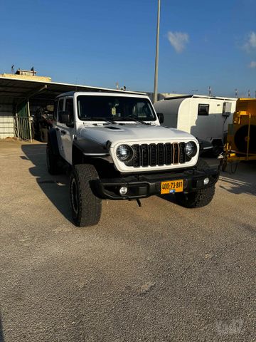 מודעת רכב ג'יפ רנגלר