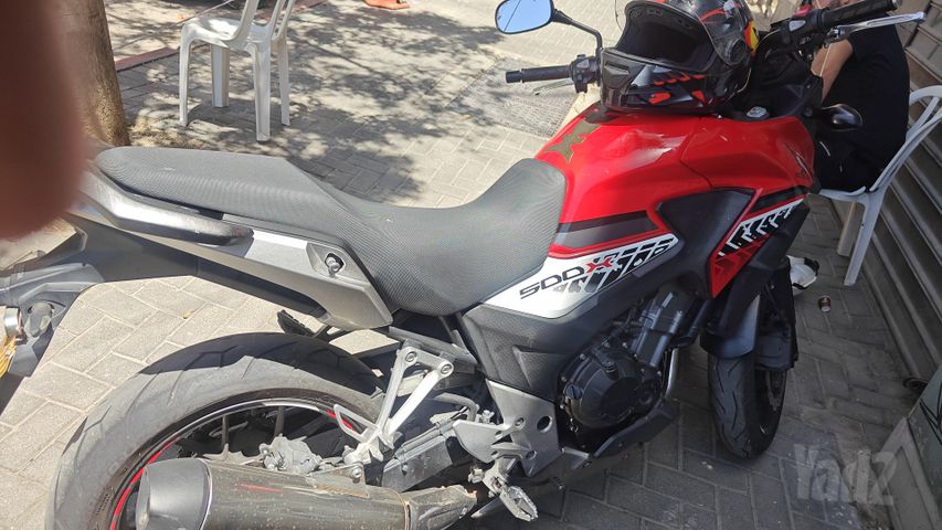 מודעת רכב הונדה CB500X