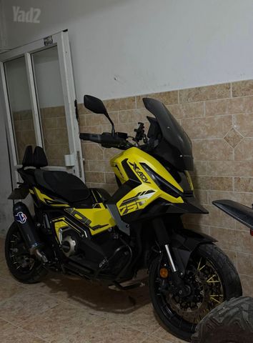 מודעת רכב הונדה X-ADV750