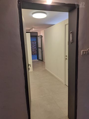 יחידת דיור להשכרה בירושלים — 2