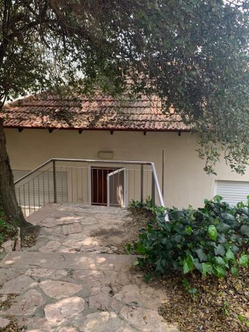 בית פרטי/ קוטג' להשכרה בבית זית — 2