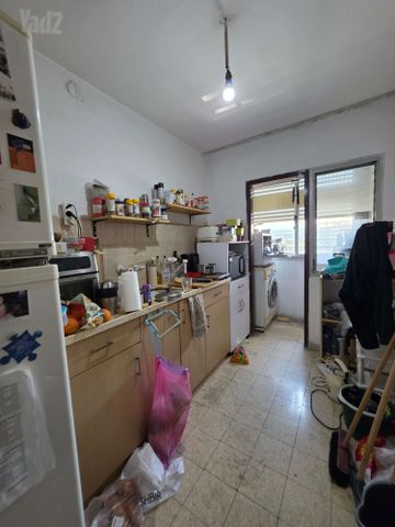 גיורא