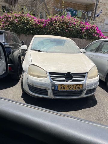 מודעת רכב פולקסווגן ג'טה