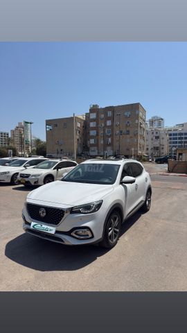 מודעת רכב אם ג'י EHS PHEV