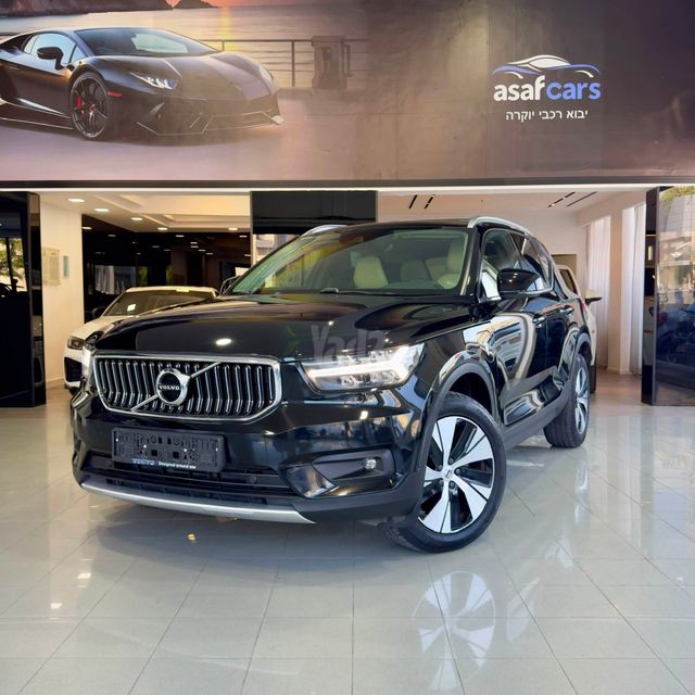 מודעת רכב וולוו XC40