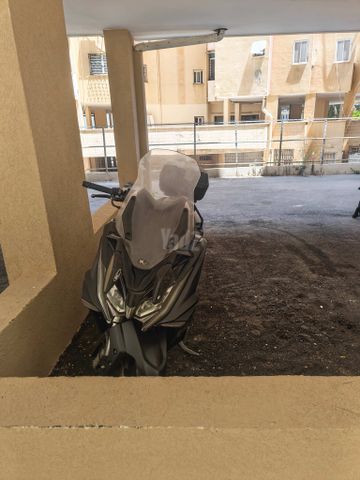 מודעת רכב קימקו AK 550