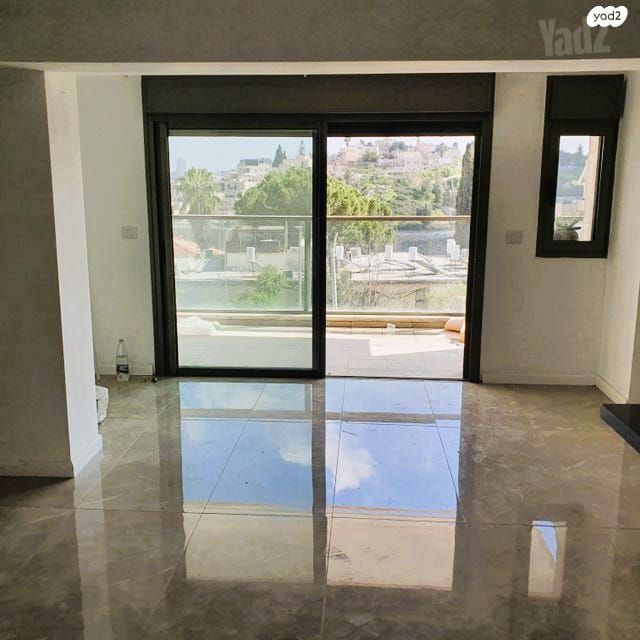 דירה למכירה בירושלים — 2